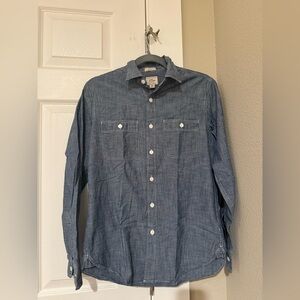 Men’s J.Crew Denim Classic long sleeve button down. Size XS. Great condition